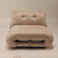 Fauteuil lounge moderne en forme de nuage sans accoudoirs en cuir PU avec structure intérieure en acier carbone