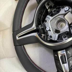 <span class=keywords><strong>Volante</strong></span> deportivo <span class=keywords><strong>M</strong></span> de cuero con tira negra para <span class=keywords><strong>BMW</strong></span> 5 Series F10 F20 F23 F30 F32 F33 F36 E70 X6 E71 E88 E90 <span class=keywords><strong>1</strong></span> Series X3 M2 - Product Image 5