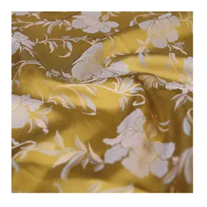 Hot sell good quality flower pattern gold fabric silk for overcoat dress and cheongsam