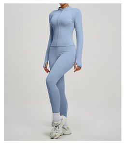 Nuevo Conjunto de Yoga de 2 Piezas para Mujer 2025, Ropa Deportiva de Fitness con Top de Manga Larga y Cremallera, y Leggings de Cintura Alta para Gimnasio y Entrenamiento - Product Image 5