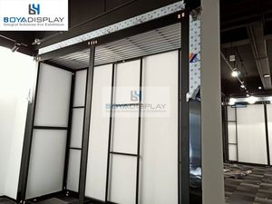 Espositore per Tappeti in Tessuto Scorrevole Piatto Personalizzato Boya per Sale Espositive - Product Image 5