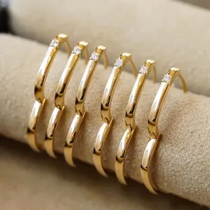 Custom Oem/Odm Leverancier 18K Massief Gouden Diamanten Oorringen Vierkante Oorbellen Voor Vrouwen