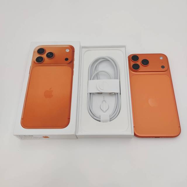 Professional A+ Grade Used Phone 17 Pro Max A19 Pro 12GB RAM 48MP Camera Unlocked 5G Wi-Fi 7 6.9" OEM China Version Factory