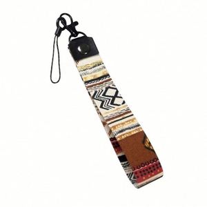 สายคล้องกุญแจแบบสั้น ปักลายริบบิ้น ออกแบบเองได้ พร้อมชื่อแบรนด์ - Product Image 6