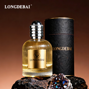 Botella de Perfume Personalizada de Lujo, Vacía, Transparente, Rayada, de 100 ml, Redonda, de Vidrio, con Etiqueta Metálica - Product Image 2