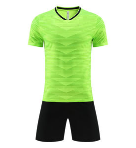 Completo da <span class=keywords><strong>Calcio</strong></span> Personalizzato 2025 per Uomo, Maglia con Scollo a V Traspirante ad Asciugatura Rapida e Leggera con <span class=keywords><strong>Pantaloncini</strong></span>, Set Uniforme in Stock per <span class=keywords><strong>Squadre</strong></span> - Product Image 3