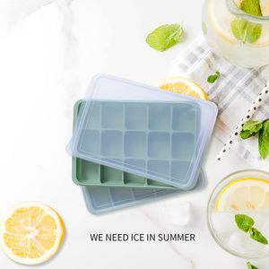 15 stampi per cubetti di ghiaccio in Silicone flessibile con coperchio rimovibile riutilizzabili per congelatore vassoi di ghiaccio impilabili per alimenti per neonati