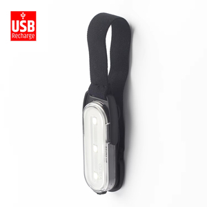 2025 nouveauté pince magnétique sur USB Rechargeable portable lumière sécurité LED lumière stroboscopique pour Jogging - Product Image 1
