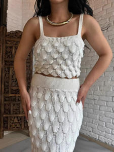 Neues Sommerliches Zweiteiler-Set für Damen aus dem Nahen Osten: Ärmelloses Oberteil mit Spaghettiträgern und Langer Rock im Schuppendesign, Süß und Modisch - Product Image 3