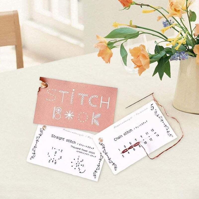 Libro de costura de bricolaje