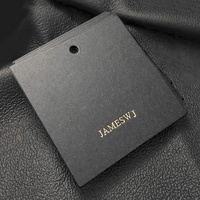 Étiquette d'habillement de logo personnalisé, étiquette de marquage à chaud en relief carré recyclable avec étiquette d'impression d'oscillation de corde en nylon