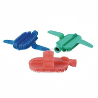 Brosse de toilettage pour chevaux avec raccord de tuyau pour le bain et le toilettage