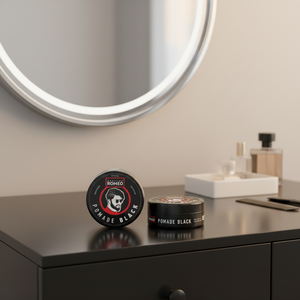 โพเมดจัดแต่งทรงผมสีดำธรรมชาติ  ความแข็งปานกลาง  แบบสูตรน้ำ สำหรับผู้ชายและผู้หญิง ฮาลาล รับผลิตแบรนด์ส่วนตัว - Product Image 1