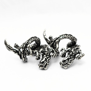 Pendientes yunnique con forma de dragón, estilo punk rock, de plata tibetana, para hombres y mujeres - Product Image 3