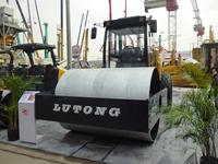 Rouleau compresseur hydraulique monocylindre LTS723H de 23 tonnes pour la construction, à fonctionnement stable