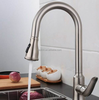 Robinet de lavabo de salle de bain en acier inoxydable à montage sur comptoir, monocommande, design moderne, finition chromée, rotation à 360 degrés, douchette extractible