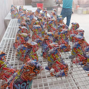 Personalizzato colorato creativo Graffiti orso 28cm 35cm scultura resina Nordic Home table artista Art office shelf Decoration - Product Image 4