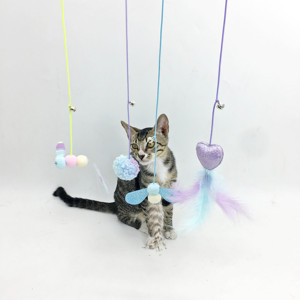 Nuova stella Cat BY035 porta oscillante appesa Teaser giocattoli per gatti materiale piuma campane elastiche interattivo antigraffio - Product Image 4
