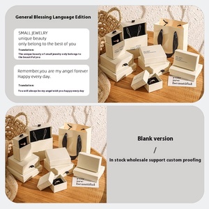 Custom Logo portagioie in carta riciclata confezione regalo per collana anello orecchino braccialetto spugna foderato confezione - Product Image 4