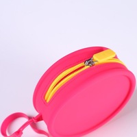 Porte-monnaie en silicone imperméable avec fermeture éclair, design mignon et tendance, badge personnalisé, pochette portable pour clés et cartes, unisexe