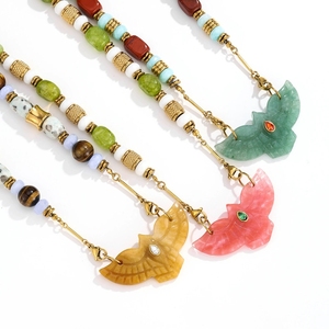 Collana Romantica Parigina Trendy Placcata Oro con Ali d'Angelo, Catena con Perle di Avventurina Verde Naturale, Quarzo Anguria e Topazio Giallo - Product Image 2
