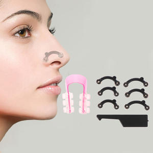 Nose Clip Ferramenta de beleza em forma de U para alisador de nariz e redução de asa Pink Nose Clip para melhorar sua aparência - Product Image 4