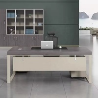 Bureau de direction en forme de L, bureau moderne pour PDG avec tiroirs de rangement, plateau en bois grainé, structure en métal pour bureau de directeur
