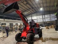 HAIJU 1,5-Tonnen CS915 Teleskop-Kompaktradlader 4WD Drehmomentwandler Optional Fahrsteuerungssystem für Raues Gelände Günstiger Preis