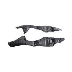 Guardabarros Interior Nissan 2007-2013 Delantero de Plástico, Pieza de Repuesto Negra - Product Image 1