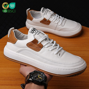 Chaussures de Skateboard Rétro en Cuir de Vachette Blanches de Haute Qualité pour Hommes, Baskets Basses Souples pour la Marche et le Sport, Augmentant la Taille - Vente en Gros - Product Image 1