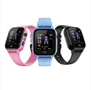 Vente en gros S30 enfants montre intelligente pour 3-12 <span class=keywords><strong>ans</strong></span> 2G GSM SIM SOS appel caméra SOS fonctionnalités SOS écran TFT cadeau en caoutchouc pour garçons filles - Product Image 1