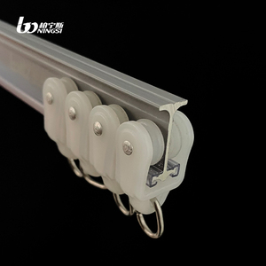 Rail de <span class=keywords><strong>rideau</strong></span> en alliage d'aluminium pliable avec rail de draperie de <span class=keywords><strong>barre</strong></span> silencieuse en <span class=keywords><strong>PVC</strong></span> Rail de <span class=keywords><strong>rideau</strong></span> durable <span class=keywords><strong>pour</strong></span> baie vitrée - Product Image 1