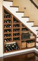 Armoire de rangement multifonctionnelle sous les escaliers, peut servir de meuble à vaisselle ou de cave à vin, ouverte ou dissimulée