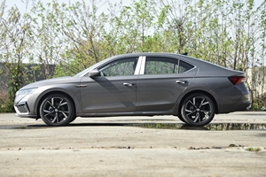 <span class=keywords><strong>Skoda</strong></span> <span class=keywords><strong>Octavia</strong></span> Pro Premium 280TSI DSG 2024 Usata, Hatchback, Senza Incidenti, Bagagliaio Ampio, Pronta per la Spedizione nei Mercati Esterni - Product Image 6