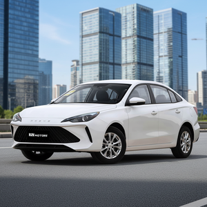 Nouvelle Offre Spéciale Roewe i5 2026 1.5L <span class=keywords><strong>Essence</strong></span> Aspirée Manuelle Berline Conduite à Gauche CarPlay Prise <span class=keywords><strong>de</strong></span> Climatisation Arrière - Product Image 1