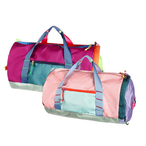 Sac de sport pliable léger et résistant à l'eau en tissu Oxford avec fermeture éclair, idéal pour la natation et l'entraînement physique - Product Image 1