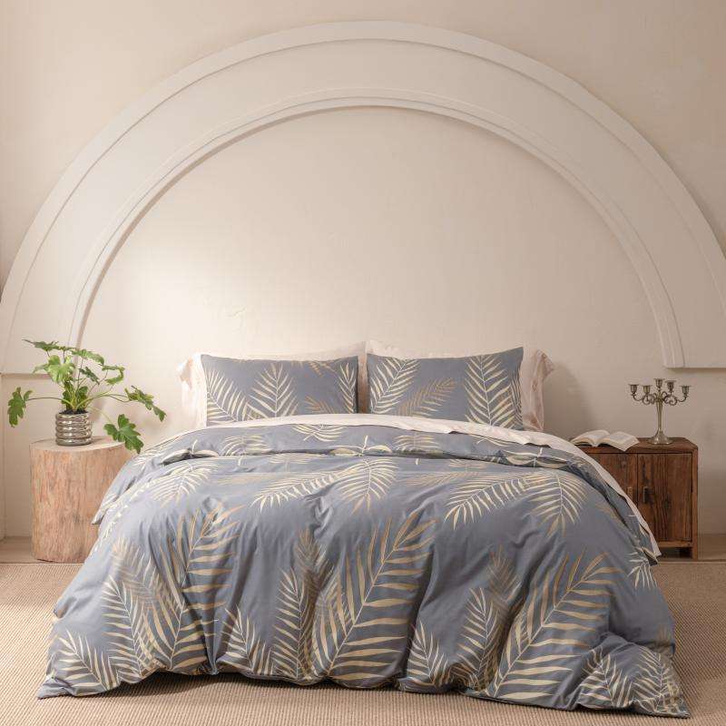 สีเทาอ่อน