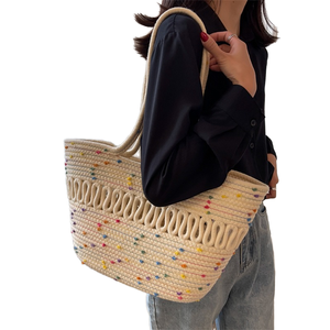 Sac à main pour femme de style français, beige, tissé à la main, mode estivale, grande capacité, sac de plage en corde de coton pour femmes - Product Image 4