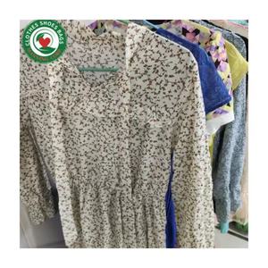 <span class=keywords><strong>Abbigliamento</strong></span> usato coreano balle classiche miste abiti usati di marca di seconda mano <span class=keywords><strong>abbigliamento</strong></span> usato per le donne - Product Image 1