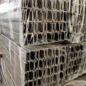 Pabrik C <span class=keywords><strong>Purlins</strong></span> Galvanis Menghasilkan Pembengkokan Dingin Baja Purlin Jarak Saluran Baja C Baja Purlin