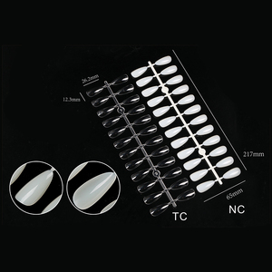 Présentoir transparent pour faux ongles en forme de goutte d'eau amande, avec nuancier de couleurs pour nail art - Product Image 6