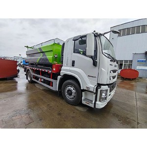Camión de Succión de Aguas Residuales ISUZU GIGA 4X2 de 15000L, Camión Cisterna de Succión Fecal y de Limpieza de Fosas Sépticas con Aspiración por Vacío 4x2 en Venta - Product Image 4