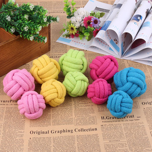 Fabrika doğrudan çevre dostu şeker renkli peluş Pet pamuk halat dokuma topu kedi oyuncak dayanıklı Bite dayanıklı çanta içinde paketlenmiş - Product Image 1