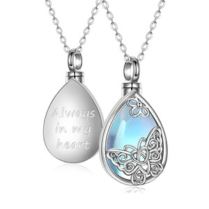 Collana con ciondolo a forma di farfalla e fiore per donna, con pietra di luna colorata, catena cava per clavicola, gioielli dolci e alla moda. - Product Image 2
