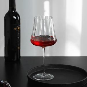 เหยือกไวน์<span class=keywords><strong>ล</strong></span>ายทางแนวตั้ง ขนาดใหญ่ ปากเฉียง พร้อมชุดแก้วไวน์ คริสตั<span class=keywords><strong>ล</strong></span><span class=keywords><strong>ล</strong></span>ายทวิล สำหรับไวน์แดง - Product Image 6