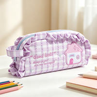 Estuche de lápices con volantes y estampado de guinga, estilo estético y lindo, con bordado, bolsa de papelería suave de seersucker en colores pastel para adolescentes, regreso a clases