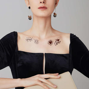 Stencil del <span class=keywords><strong>tatuaggio</strong></span> di arte del corpo della mano all'ingrosso di OEM su misura a forma di cuore piccoli stencil temporanei semipermanenti impermeabili del <span class=keywords><strong>tatuaggio</strong></span> - Product Image 2