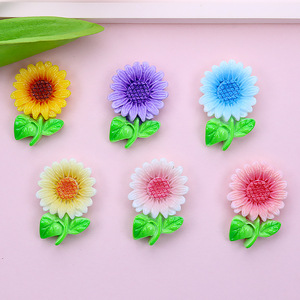 Pequeños dijes <span class=keywords><strong>de</strong></span> girasol <span class=keywords><strong>de</strong></span> resina fresca <span class=keywords><strong>para</strong></span> manualidades, accesorios <span class=keywords><strong>para</strong></span> fundas <span class=keywords><strong>de</strong></span> teléfono, dijes <span class=keywords><strong>para</strong></span> el pelo, dijes <span class=keywords><strong>de</strong></span> flor <span class=keywords><strong>de</strong></span> margarita <span class=keywords><strong>para</strong></span> <span class=keywords><strong>zapatos</strong></span>, <span class=keywords><strong>adornos</strong></span> - Product Image 1