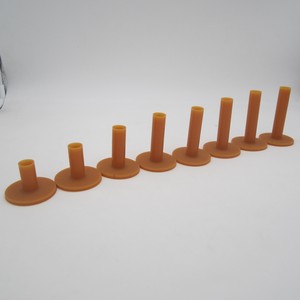 Prêt à expédier Tees de golf en caoutchouc Excellentes durabilité et stabilité pour les tapis de golf et l'entraînement en plein air - Product Image 2