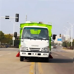 Camión de Limpieza de Calles de Alto Rendimiento Isuzu Howo Faw 4X2, 5CBM, Aspiradora de Polvo con Bomba de Motor de Buena Calidad en Venta - Product Image 2